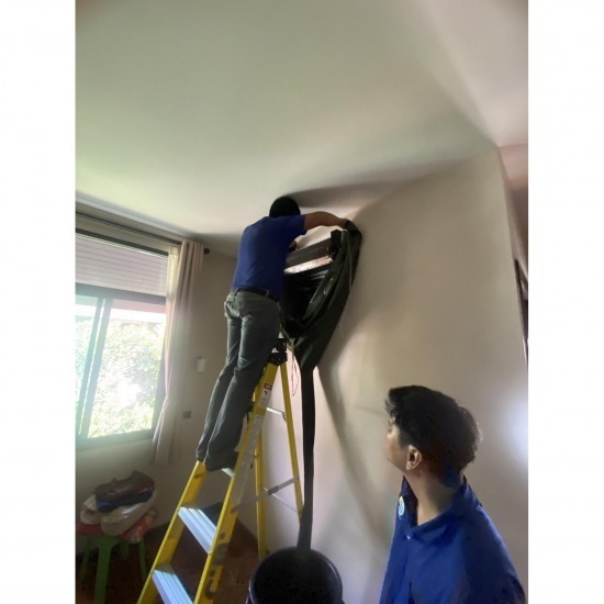 ช่างล้างแอร์บ้านด่วน ชลบุรี - บริษัท ซี.เอ็น.อินเตอร์ คอร์ปเปอร์เรชั่น จำกัด - ล้างแอร์สำนักงาน ชลบุรี  ล้างแอร์ชลบุรี  รับล้างแอร์ขนาดใหญ่ชลบุรี  ช่างล้างแอร์บ้านด่วนชลบุรี 